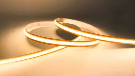 Ruban COB Flexible 12 watts par mètres, 3000K, vendu au pied - Série 1-48 - Luminaire Galarneau - FLS102T83WW528B-24